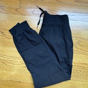 Dance Studio Mid-Rise Jogger Sz4/Full